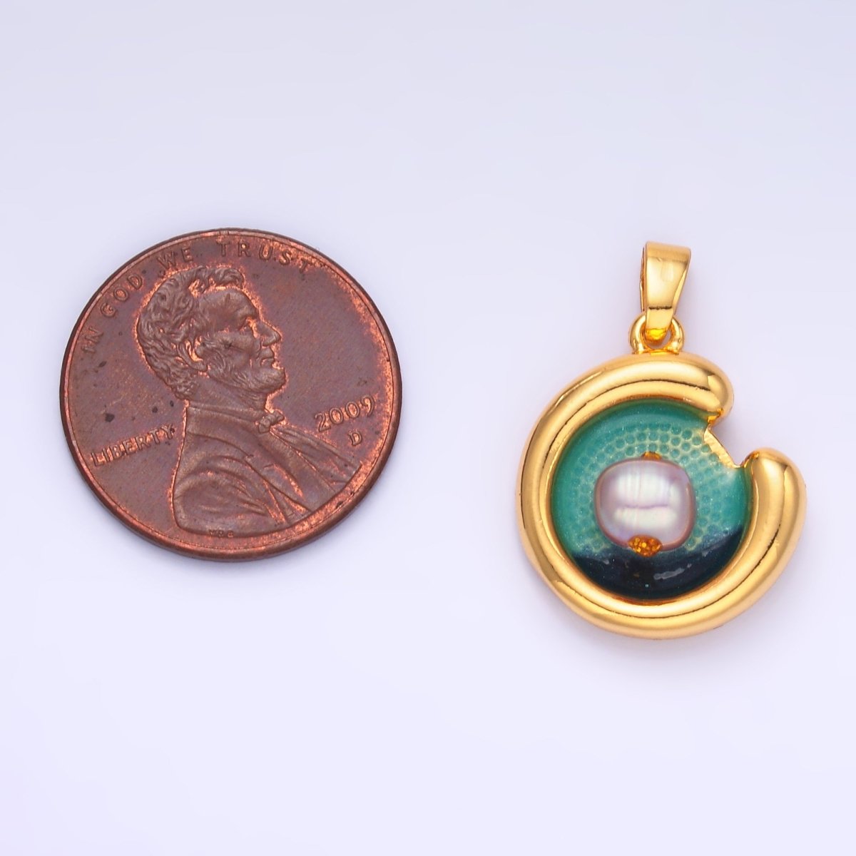 24K Gold Filled Sea Freshwater Pearl Curved Molten Pendant | AA1461