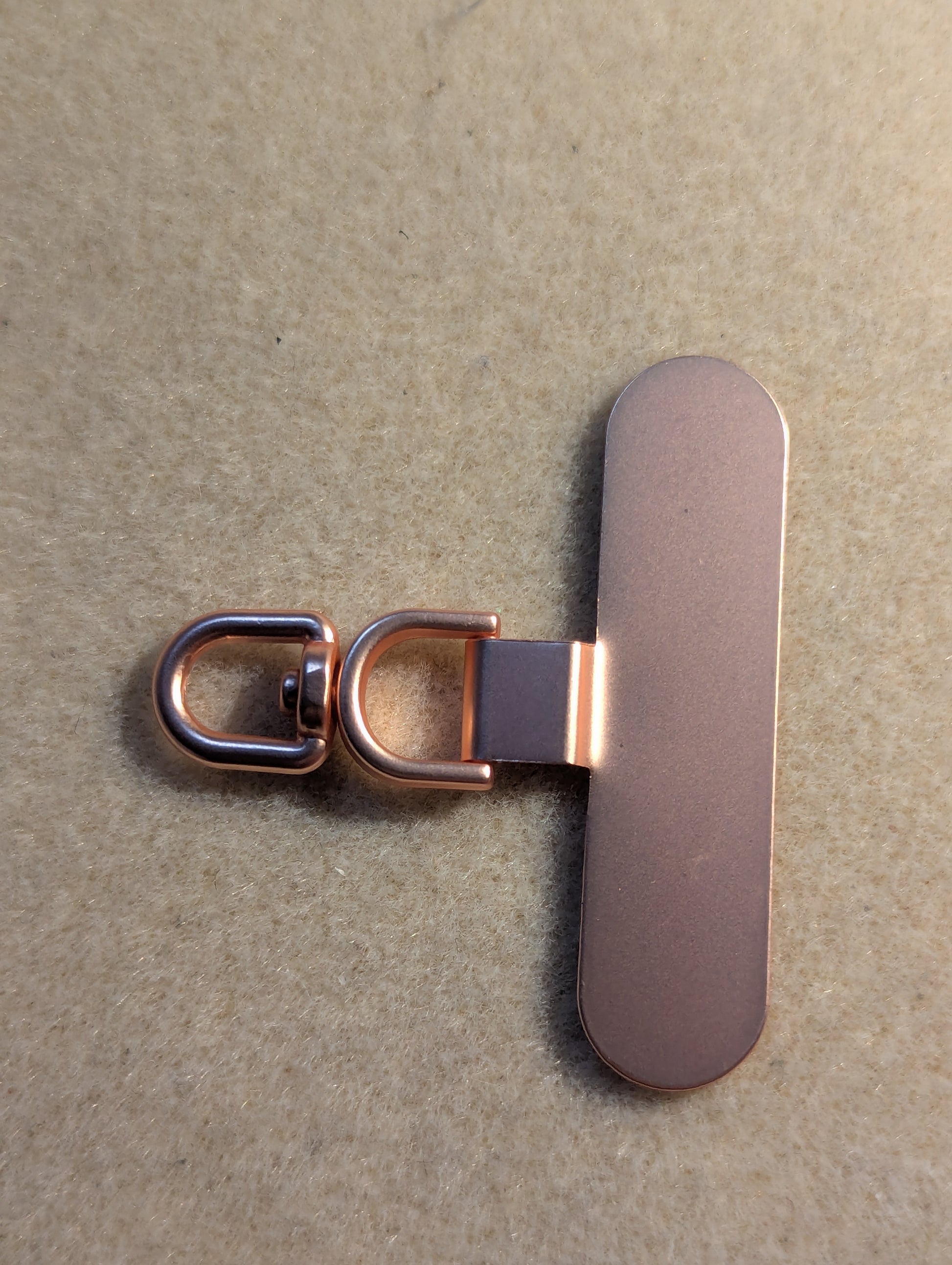 Swivel, copper metal cellphone lanyard tab