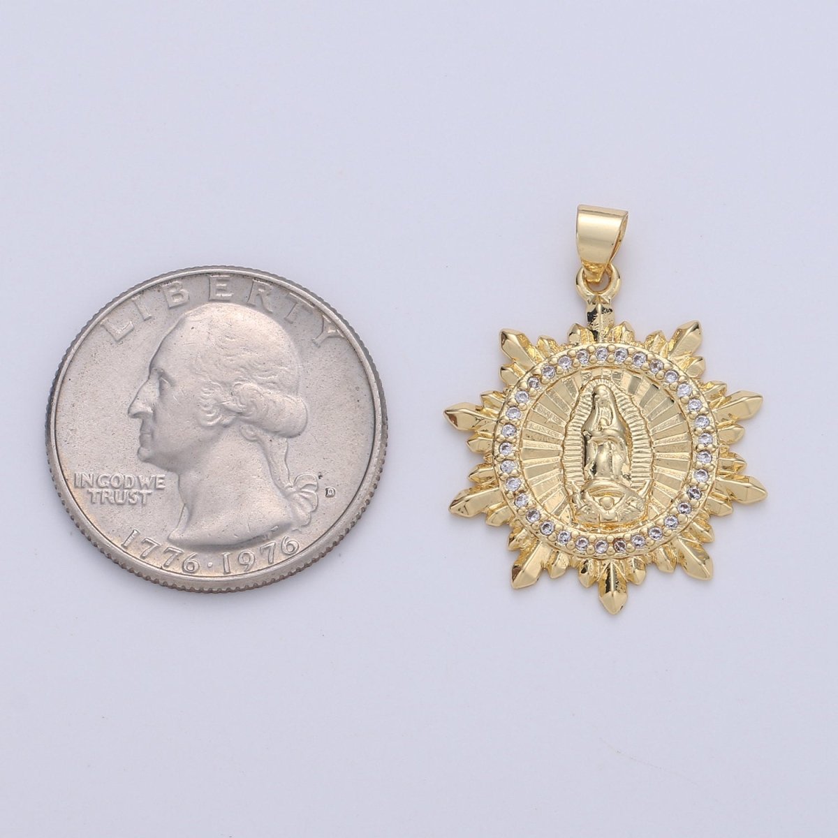 Virgin Mary Medallion Scalloped Edge, Decorative Edge,Round Coin Pendant in 24K Gold Filled Religious Jewelry Charm Pendant for Necklace
