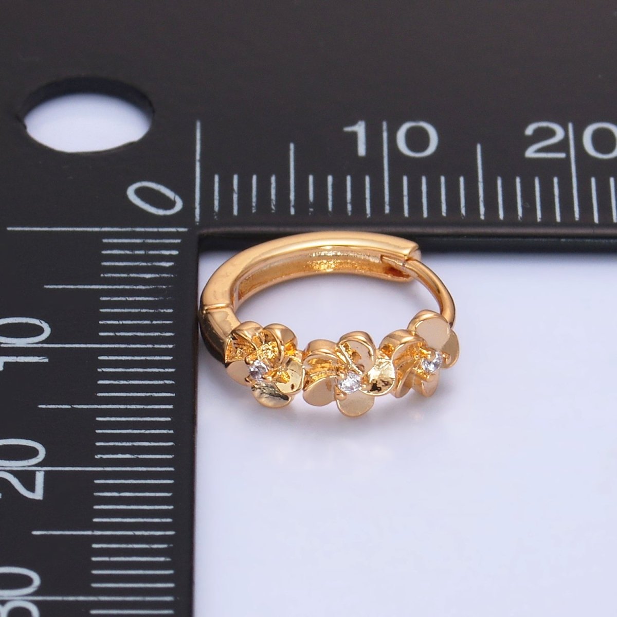 14K Gold Filled Triple Flower CZ Cartilage Huggie Earring | P346