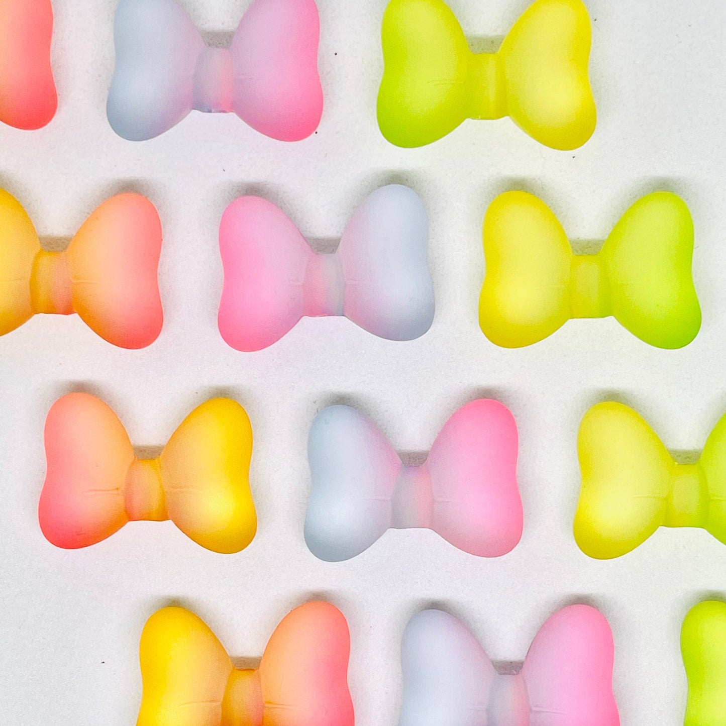 Aurora is Bowtiful Acrylic Beads