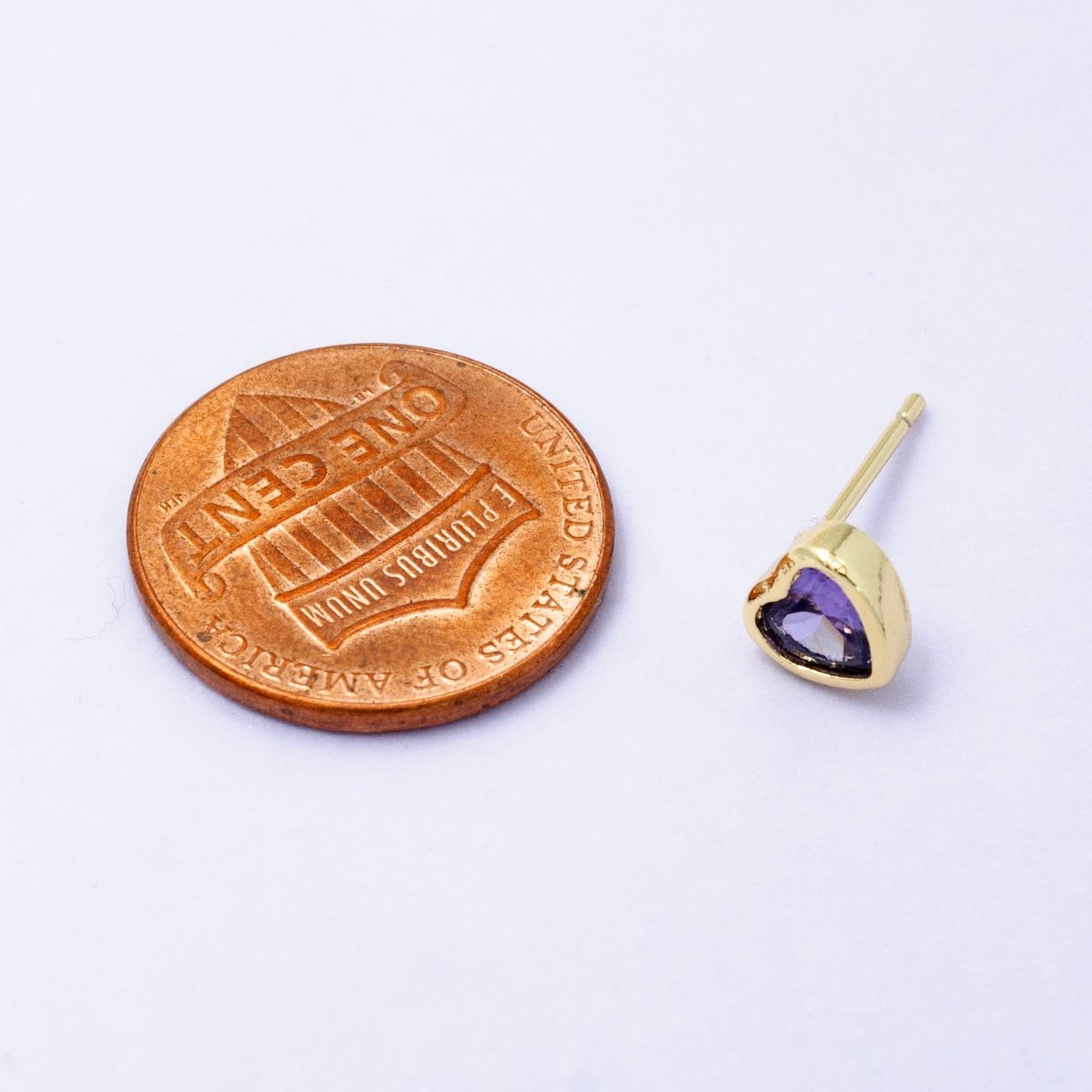 1x Tiny Heart CZ Plain Bezel Set Earrings, 14K gold earring, tiny studs, minimal earring, gold cz stud earring Q-431