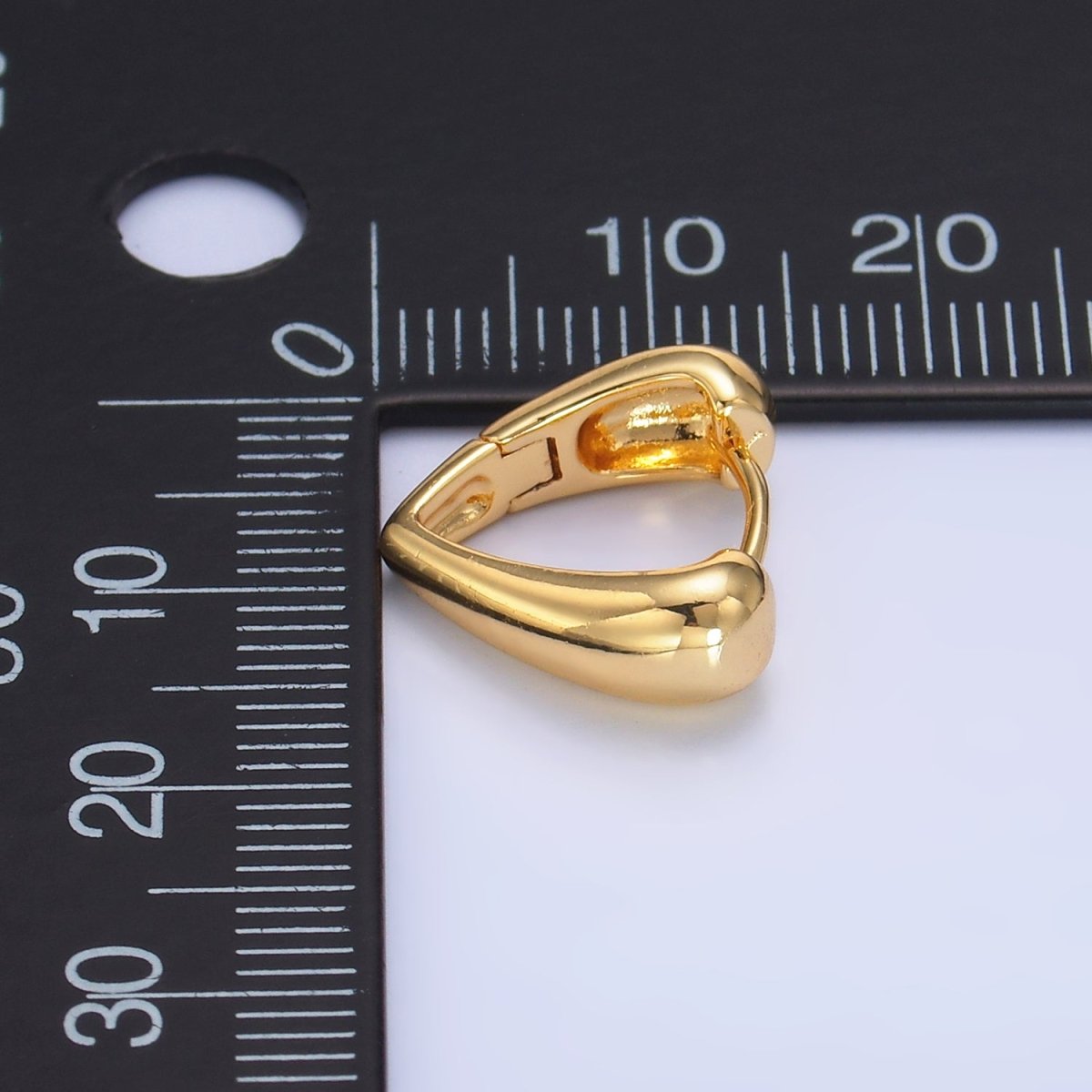 24K Gold Filled 15mm Minimalist Band Triangle Cartilage Huggie Earrings | AB737