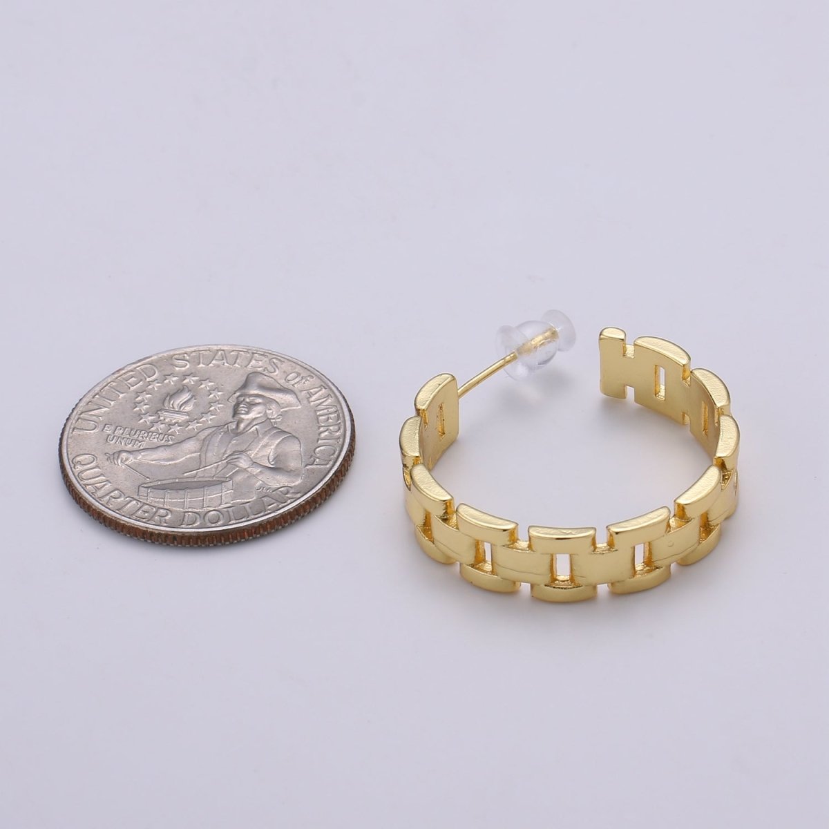 24K Gold Filled 26mm Panther Chain Link C-Shaped Hoop Earrings | Q406