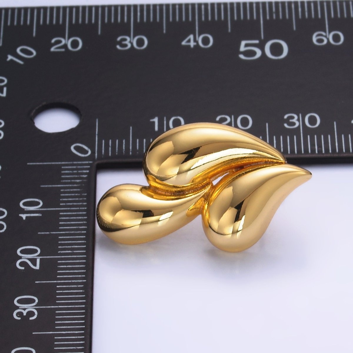 24K Gold Filled 30mm Triple Teardrop Stud Earrings in Gold & Silver | Q466 Q455