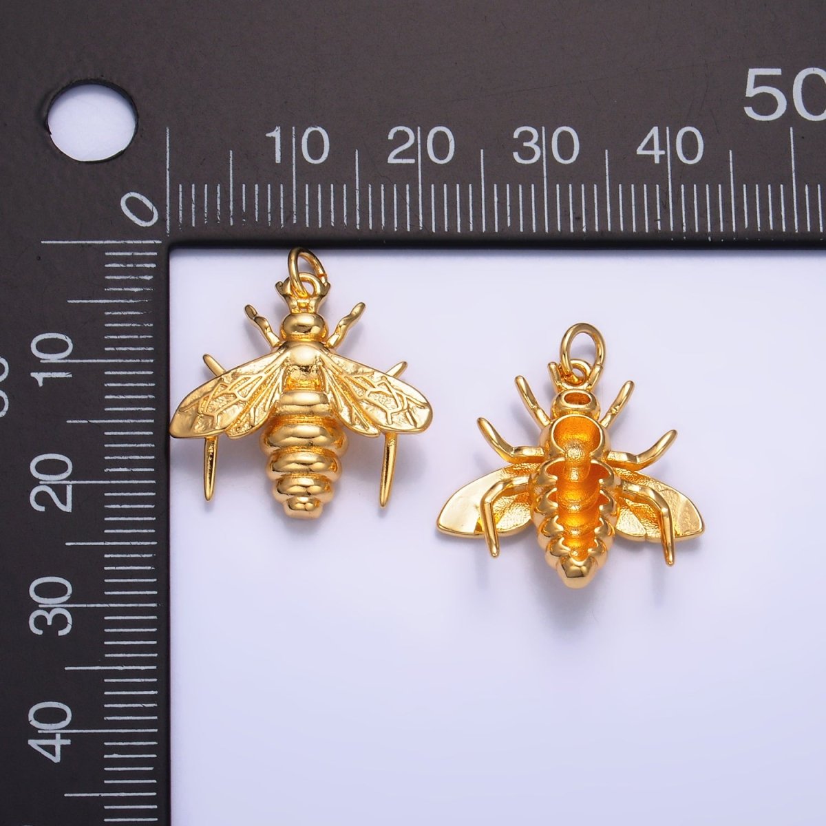 24K Gold Filled Bumble Queen Bee Multidimensional 3D Charm | W236