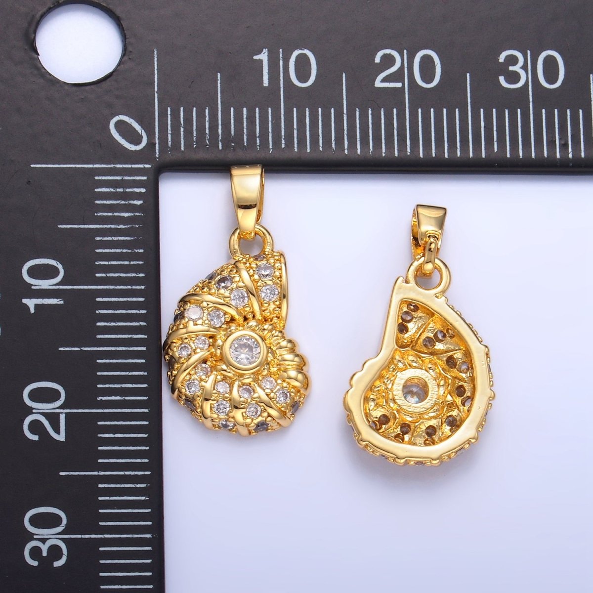 24K Gold Filled Clear CZ Micro Paved Clam Sea Shell Pendant | AA1045