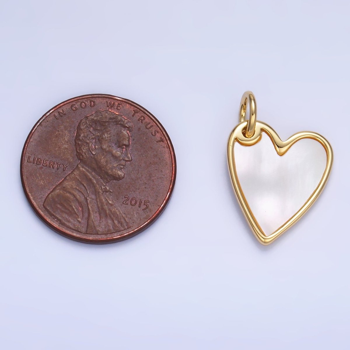 24K Gold Filled Dainty Shell Pearl Bezel Heart Charm | W431