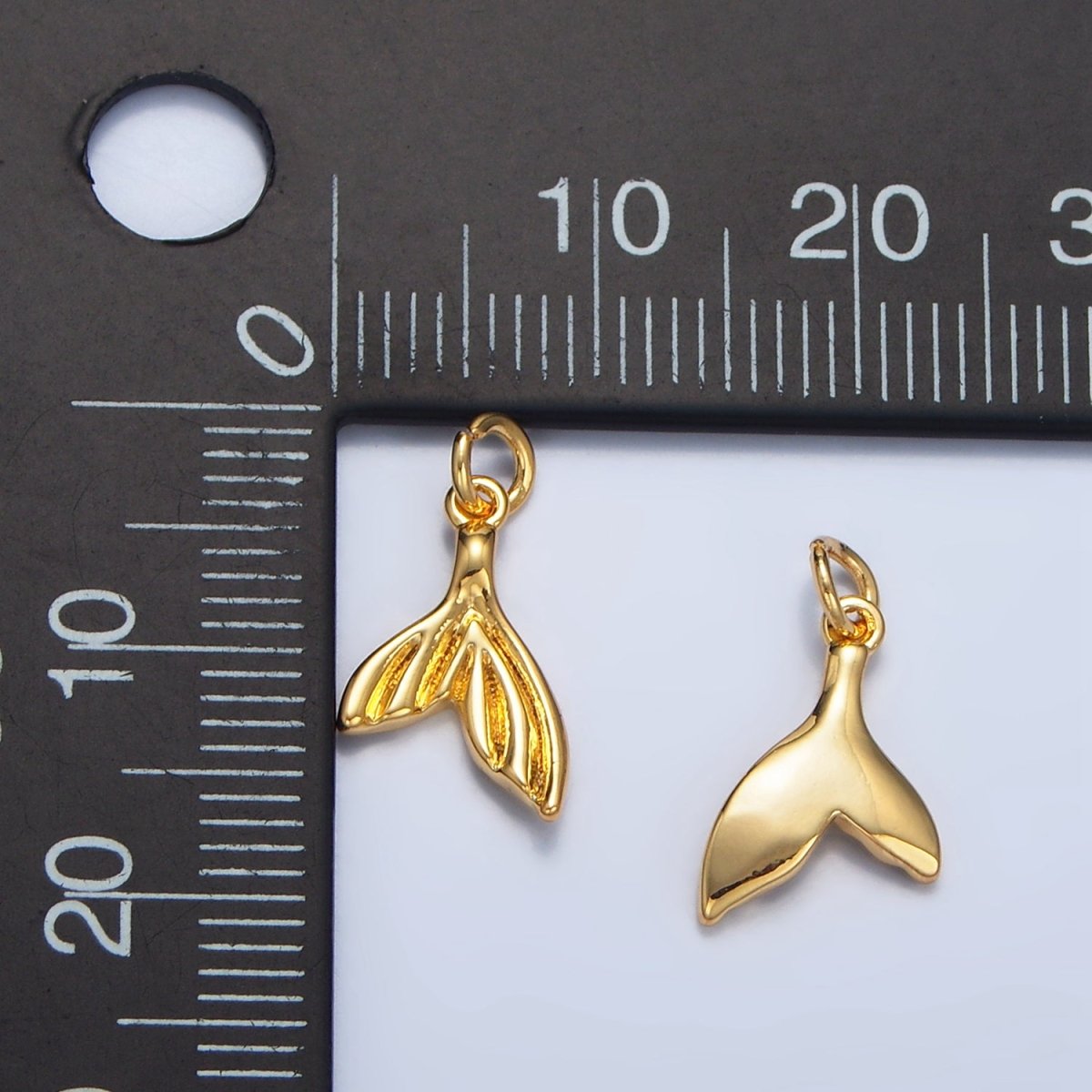 24K Gold Filled Geometric Fish Tail Charm | W086