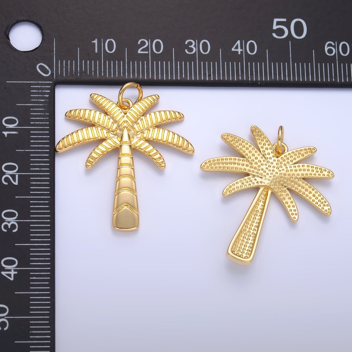 24K Gold Filled Line-Textured Palm Tree Tropical Beach Charm | W423