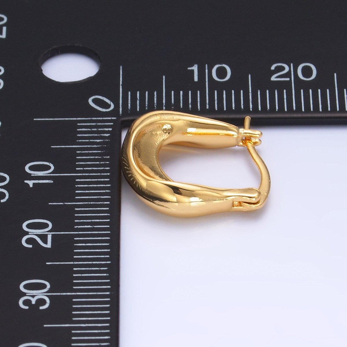 24K Gold Filled Minimalist Molten U-Shaped Latch Hoop Earrings | AB603