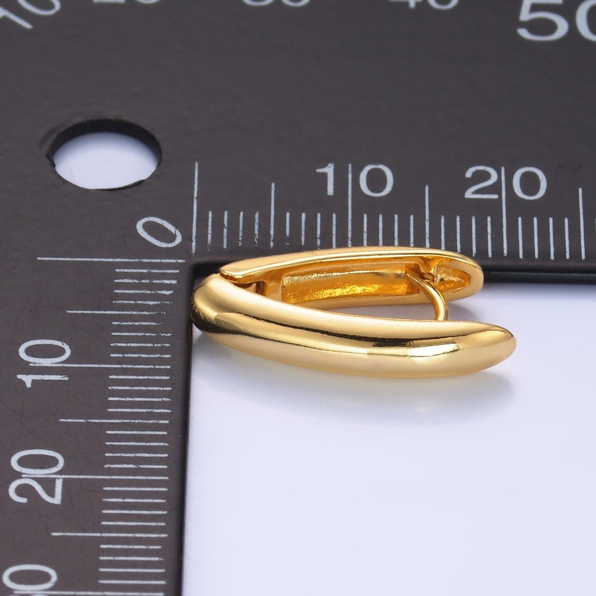 24K Gold Filled Minimalist V-Shaped Hoop Earrings in Gold & Silver | AB681 AB682