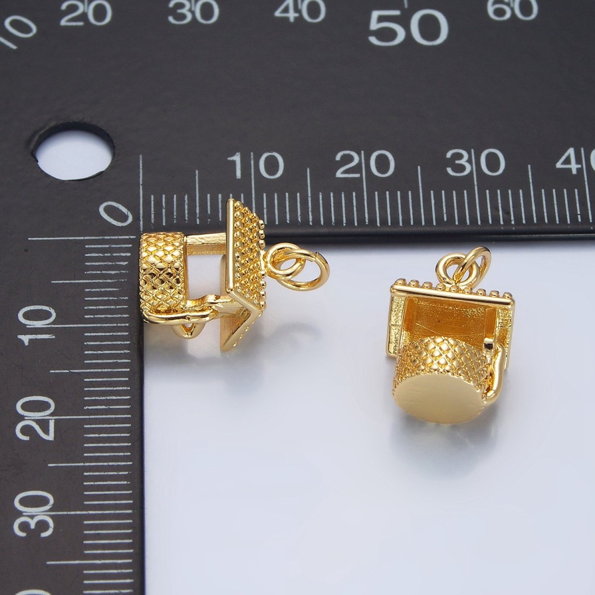 24K Gold Filled Wishing Water Well Construction Multidimensional Charm | X912