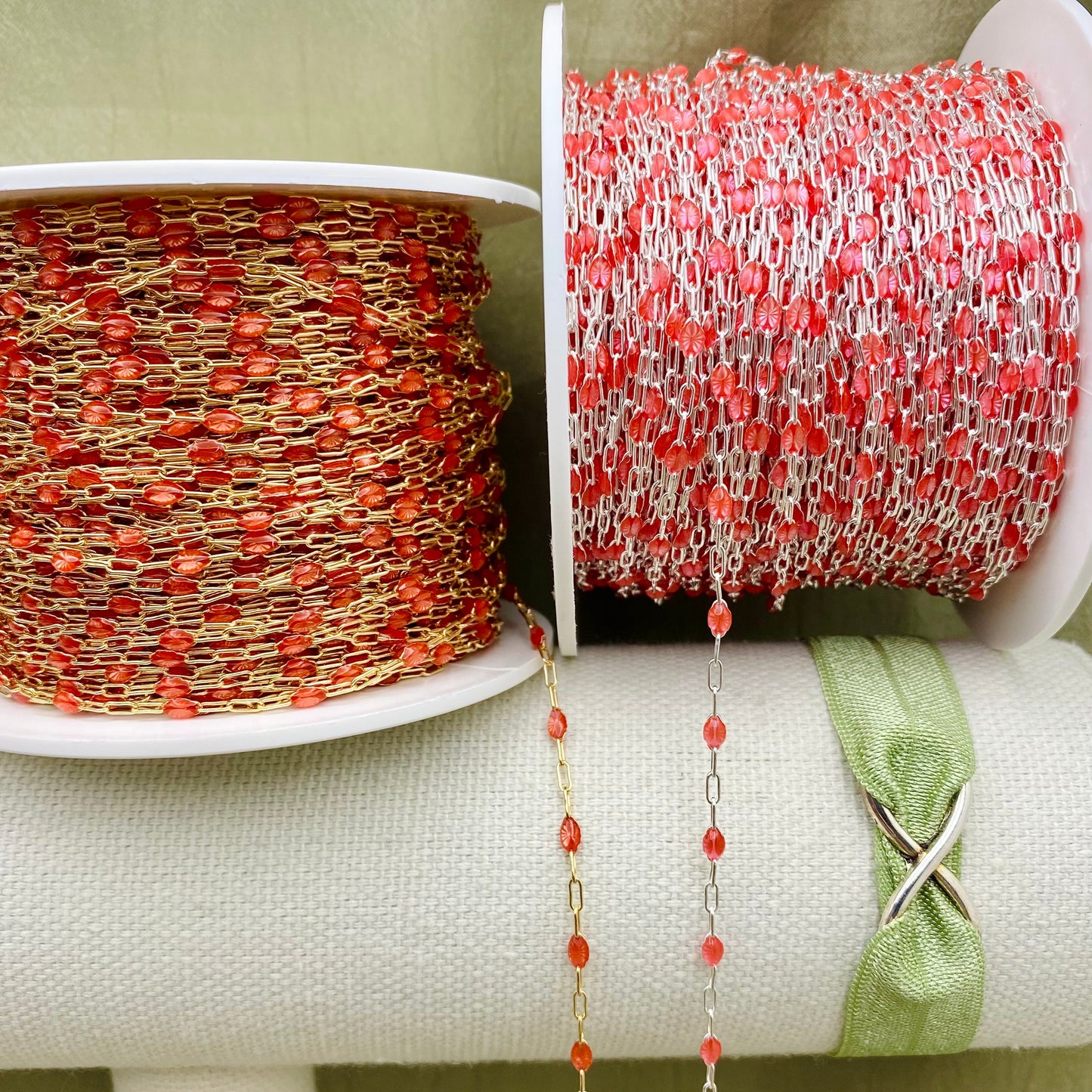 Coral Enamel Chain - Sunburst - E27
