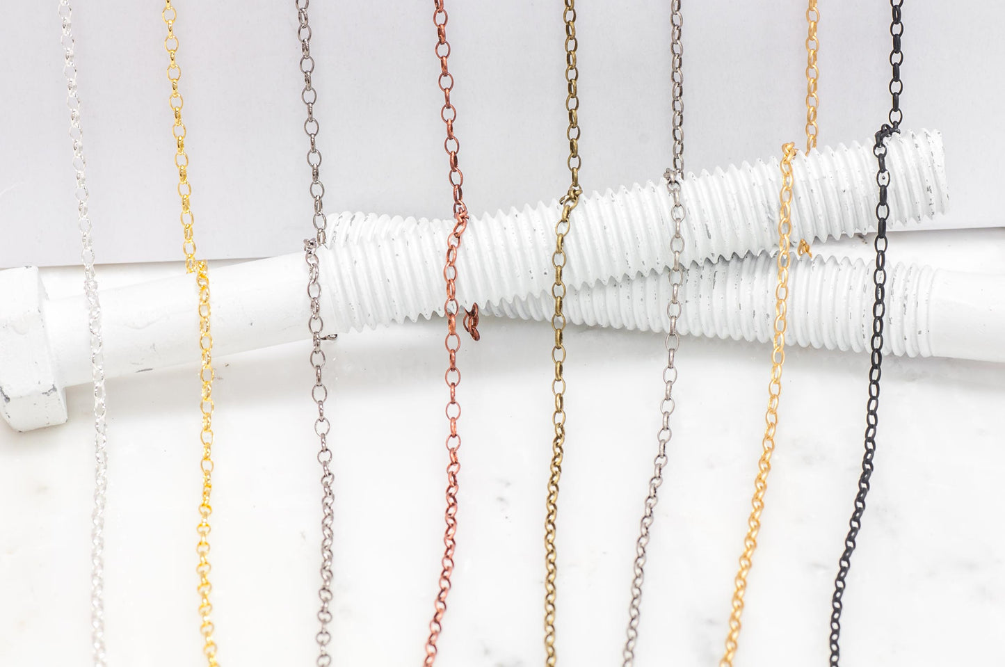 Rolo or Belcher Chain measures 2.5mm x 3.5mm sold by the Foot - CH 910