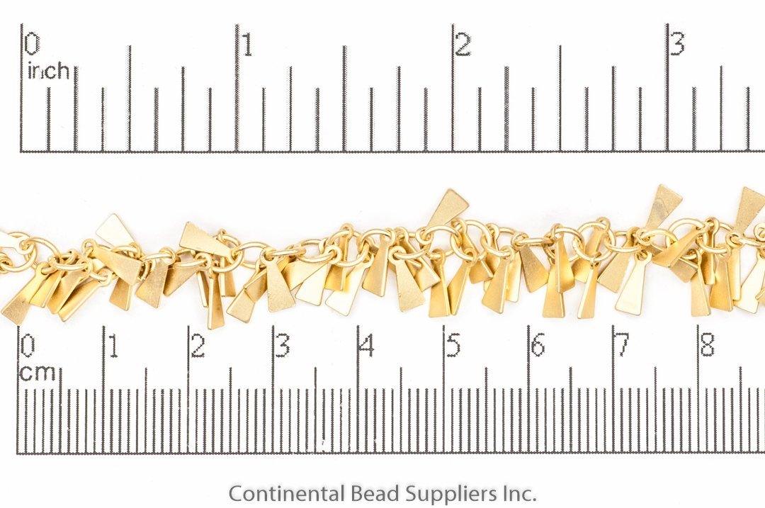 8mm Triangle Cluster Specialty Chain Sold by The Foot - CH 918