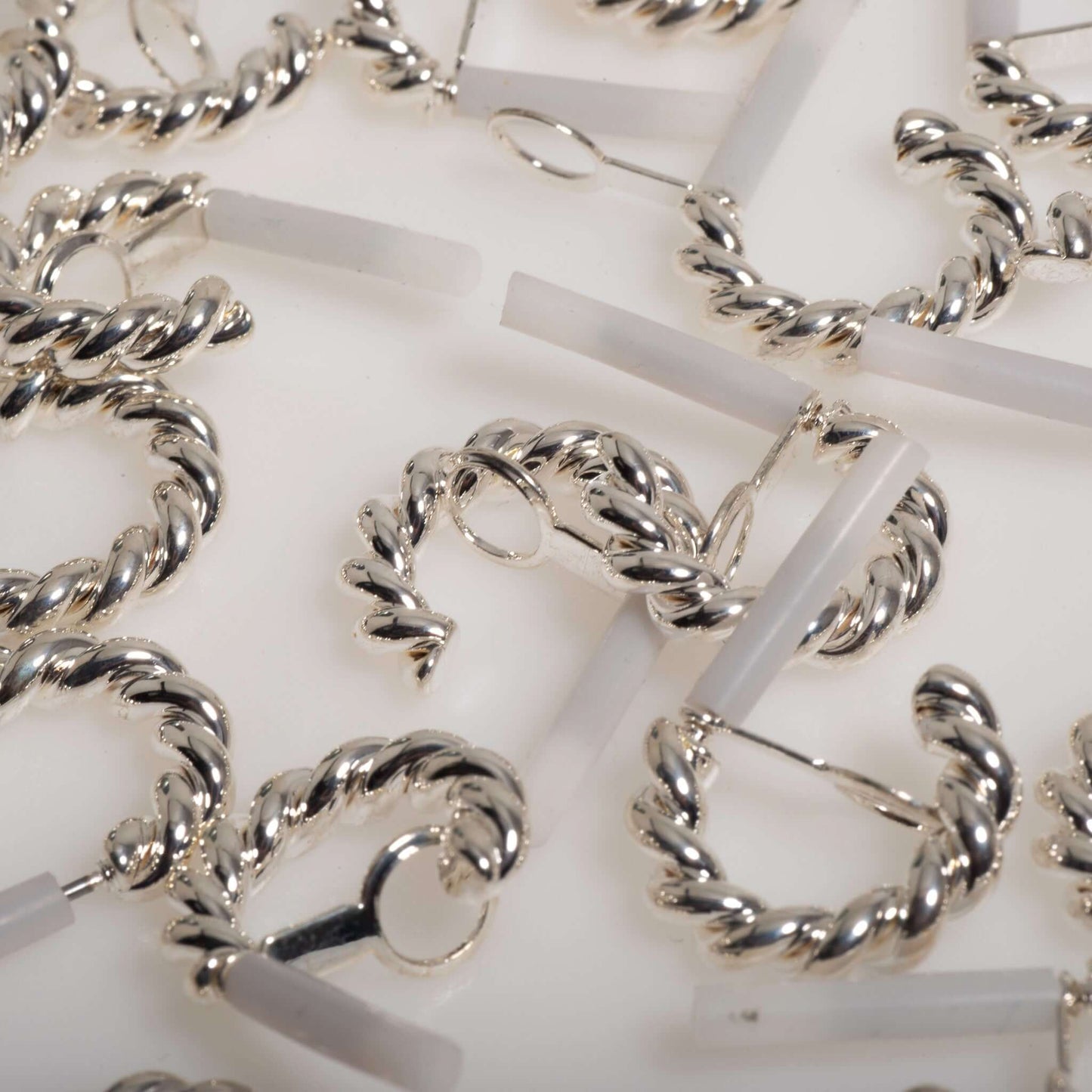 12mm Twisted Crescent Earrings w/ Earnut - Made of plated brass - Sold individually - EW5019