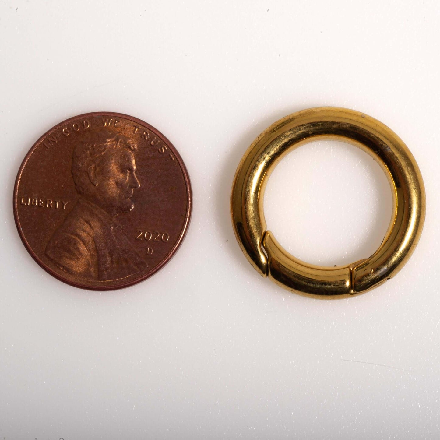 O Ring Clasp XL Size - Measures 20mm - Available in Waterproof Gold - Made from Stainless Steel - Sold Individually - CL/OR20.