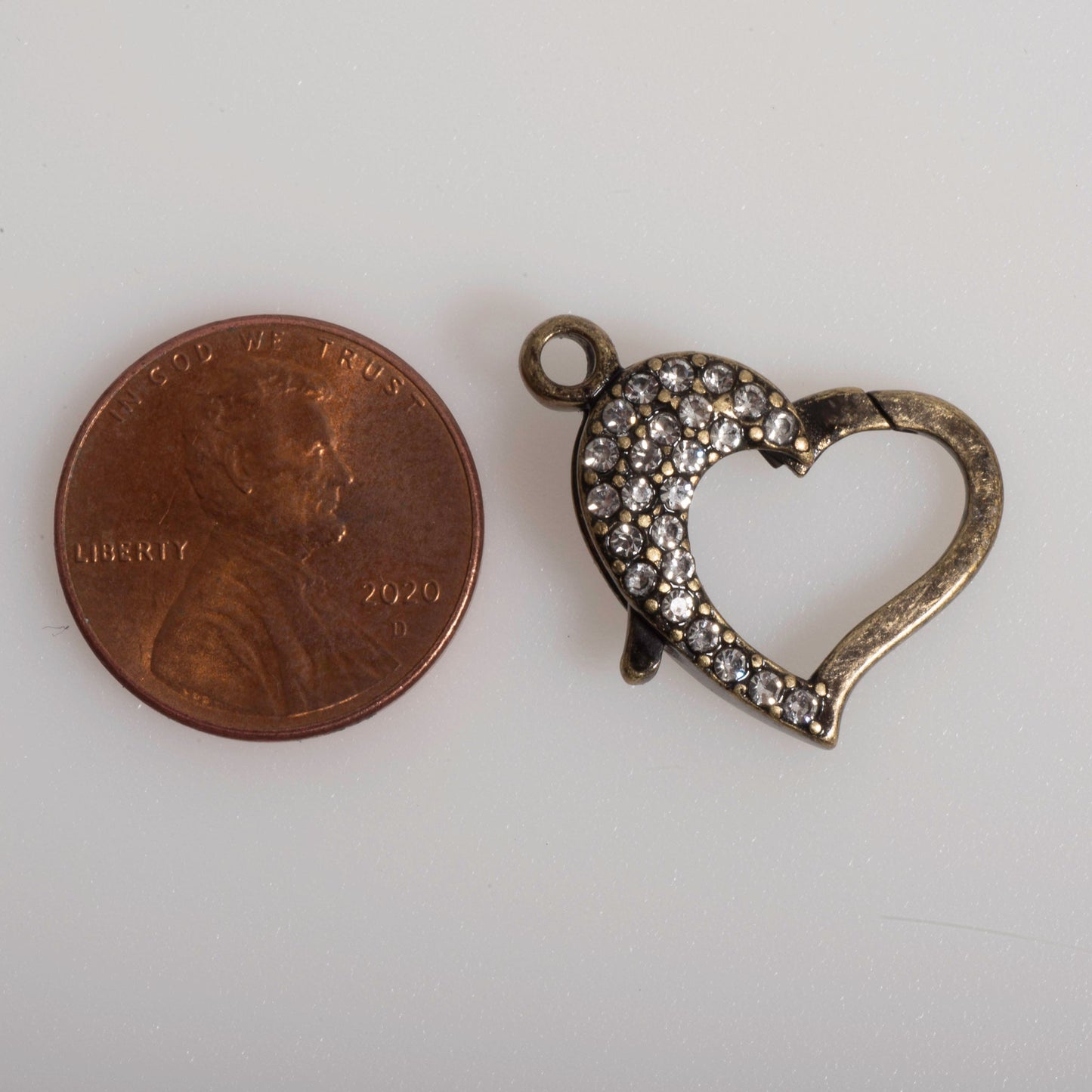 22mm x 16.5mm Pavé Crystal Heart Clasp - Made of Brass - Sold Individually - CL/28