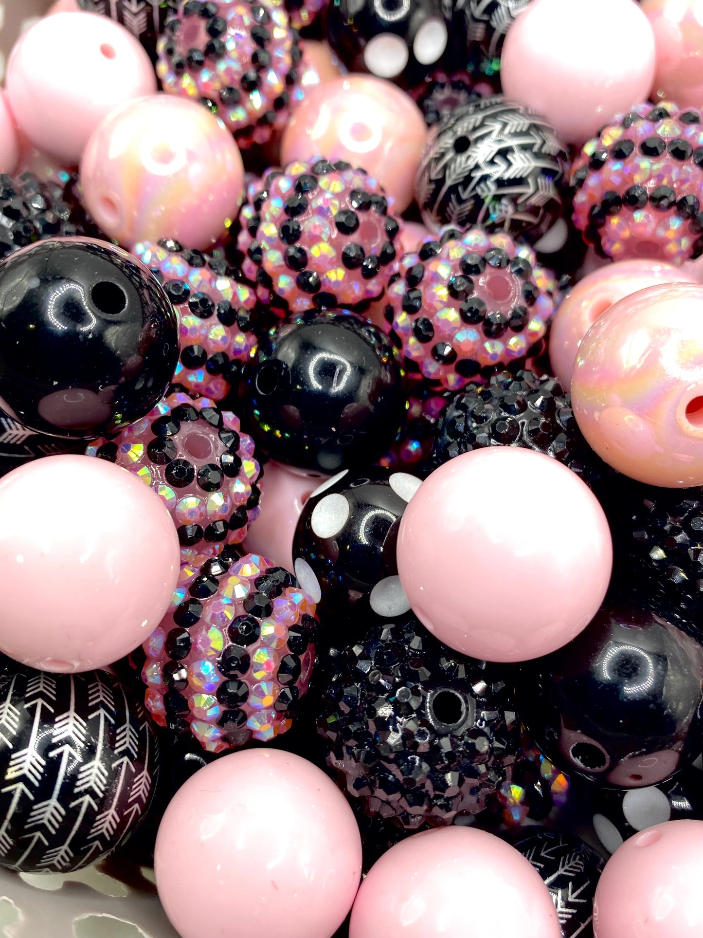 20mm Random Mix Beads 100