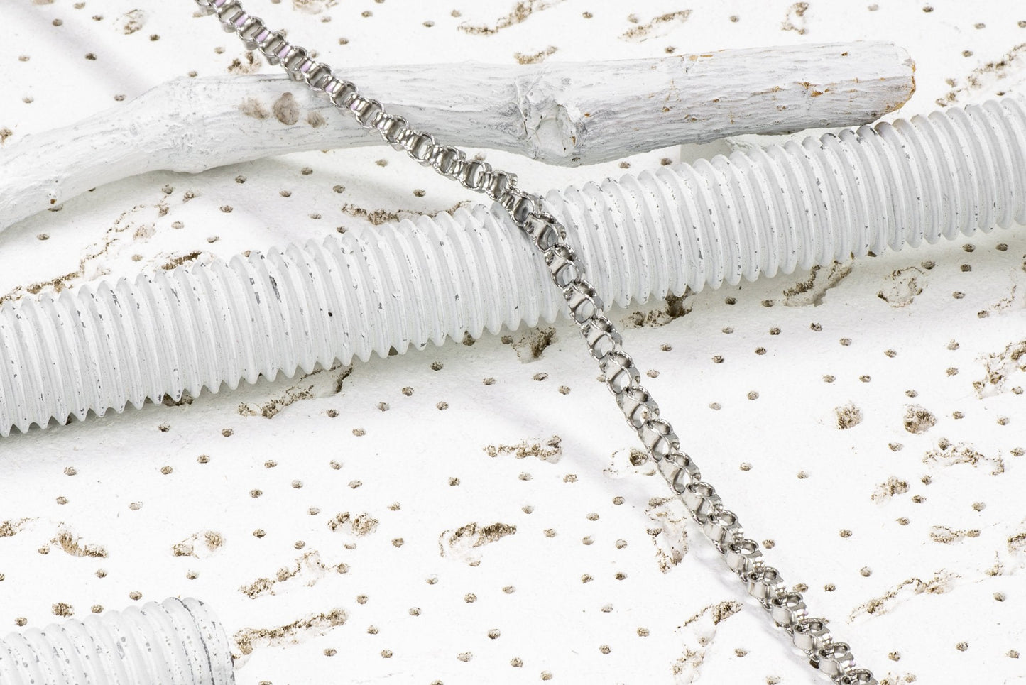 5.5mm x 3.8mm Stainless Steel Box Rolo (Bicycle) Chain sold by the foot - CH 133SS