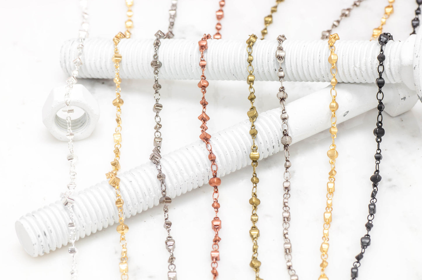 5.8mm x 2.5mm and 8mm x 3.7mm Specialty Chain Sold by The Foot - CH 836