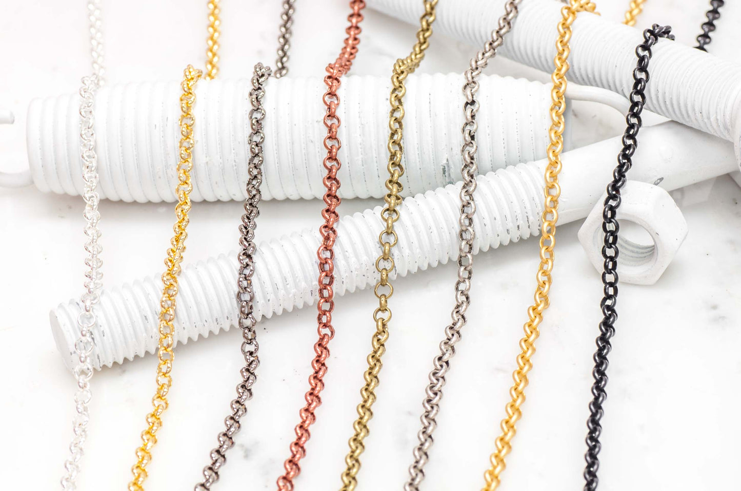 4mm Rolo Chain (Inside diameter 3.25mm) Sold by The Foot - CH 855
