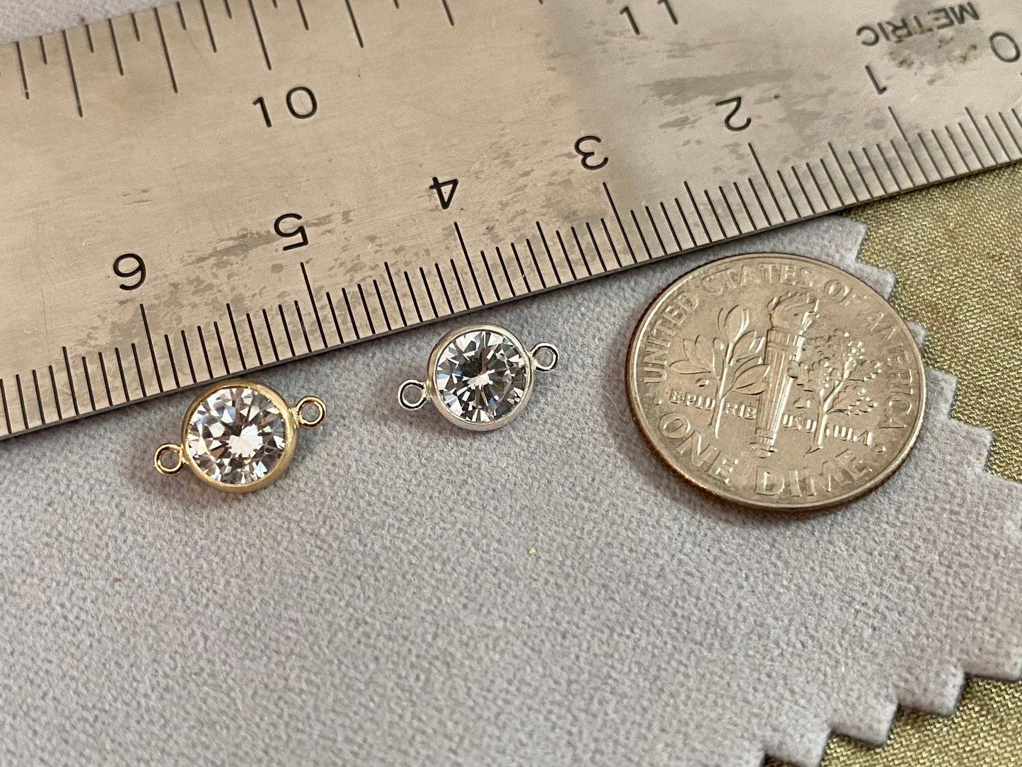 Clear CZ Connector 6mm - 5 pack - B3