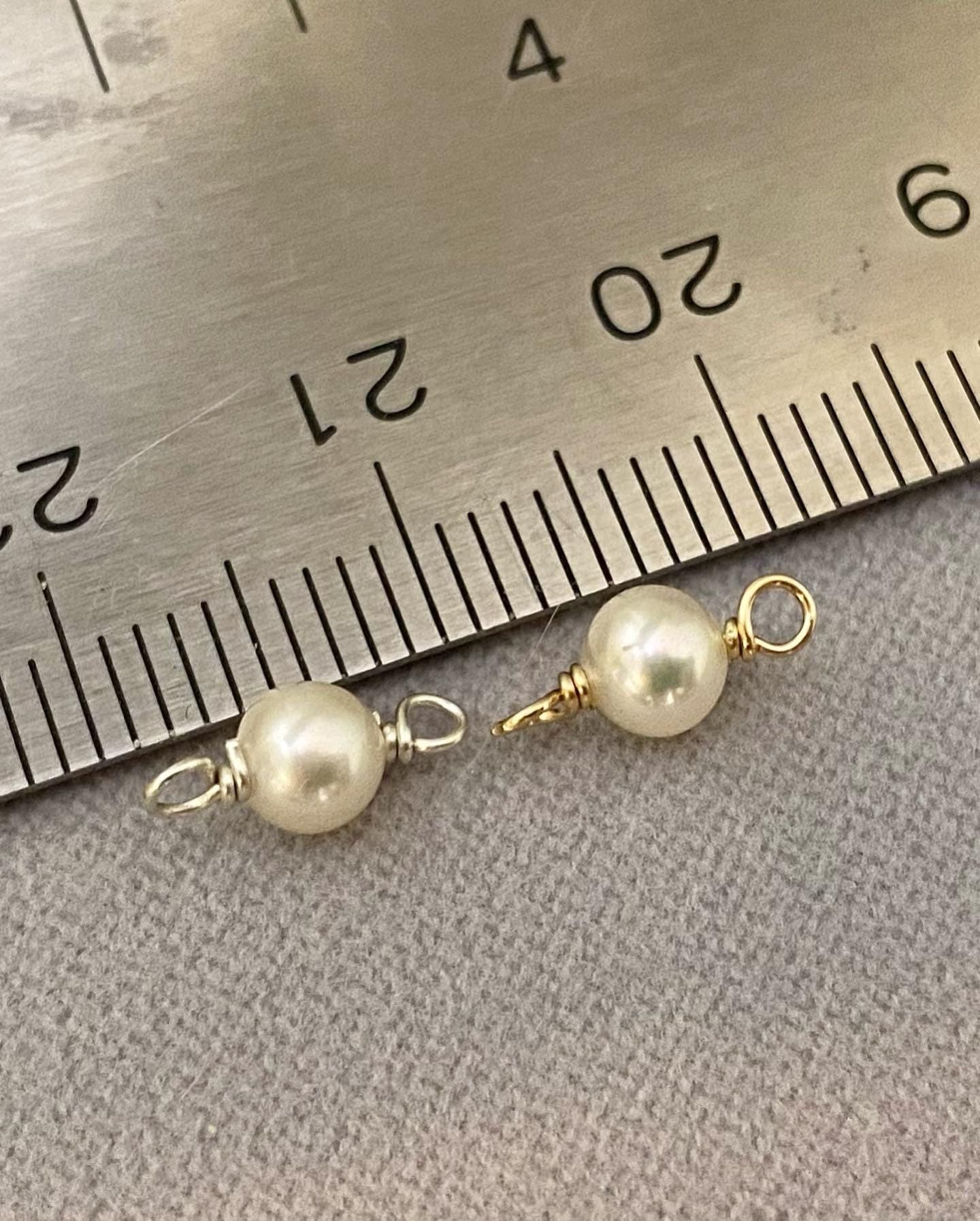 4mm Freshwater Pearl Connector - 5 Pack - B31