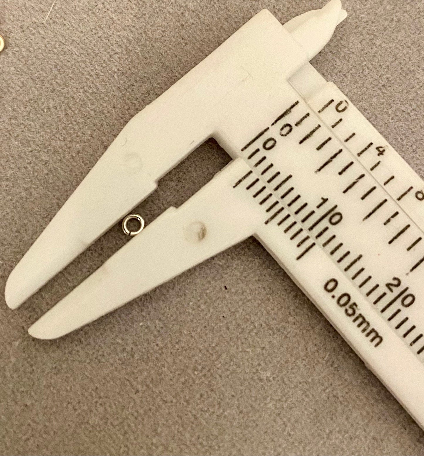 24 gauge 2.3mm Jumprings - J3