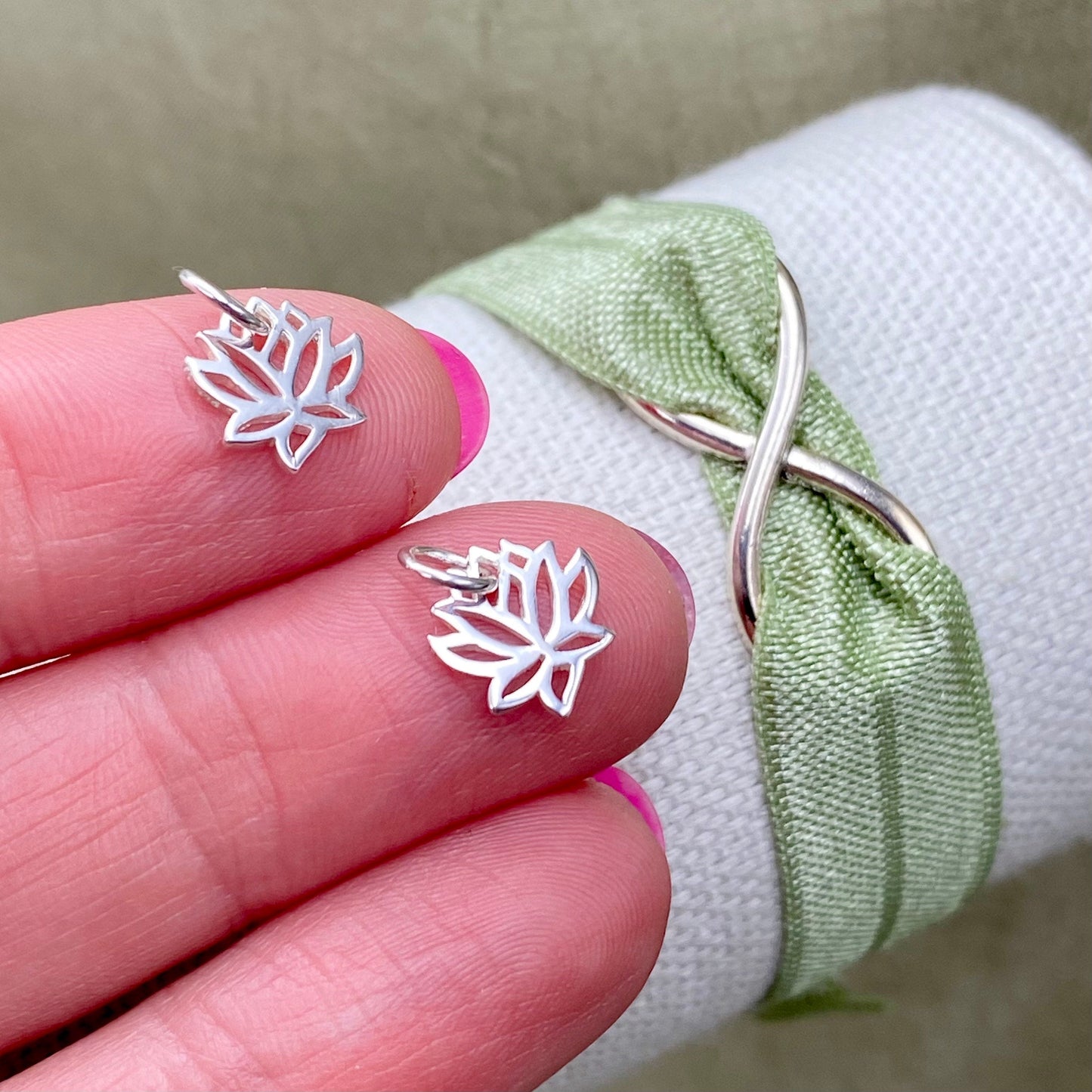 Lotus Charms - 2 Pack - F21
