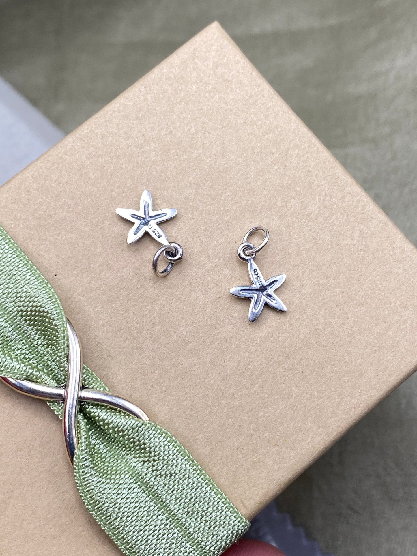 Starfish Charms - 2 Pack - F26
