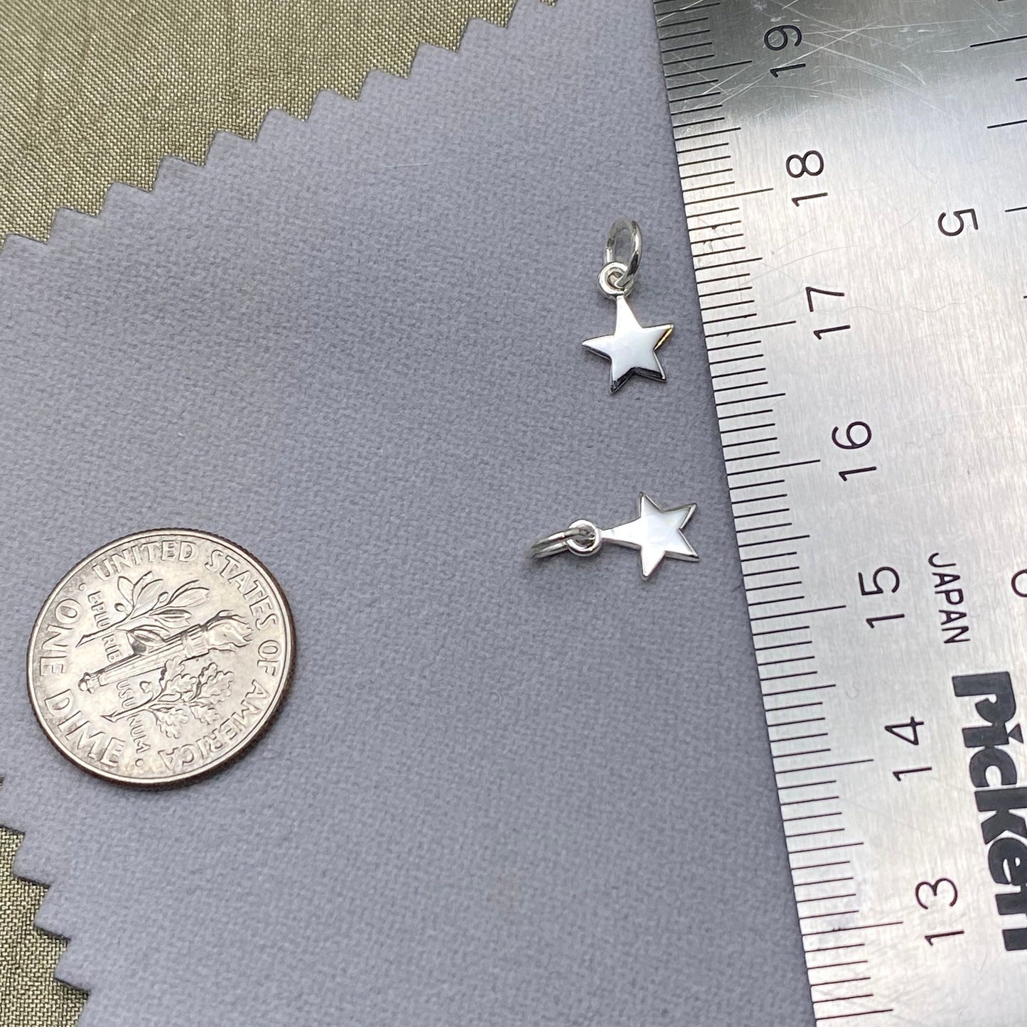 Star Charms - 2 Pack - F25