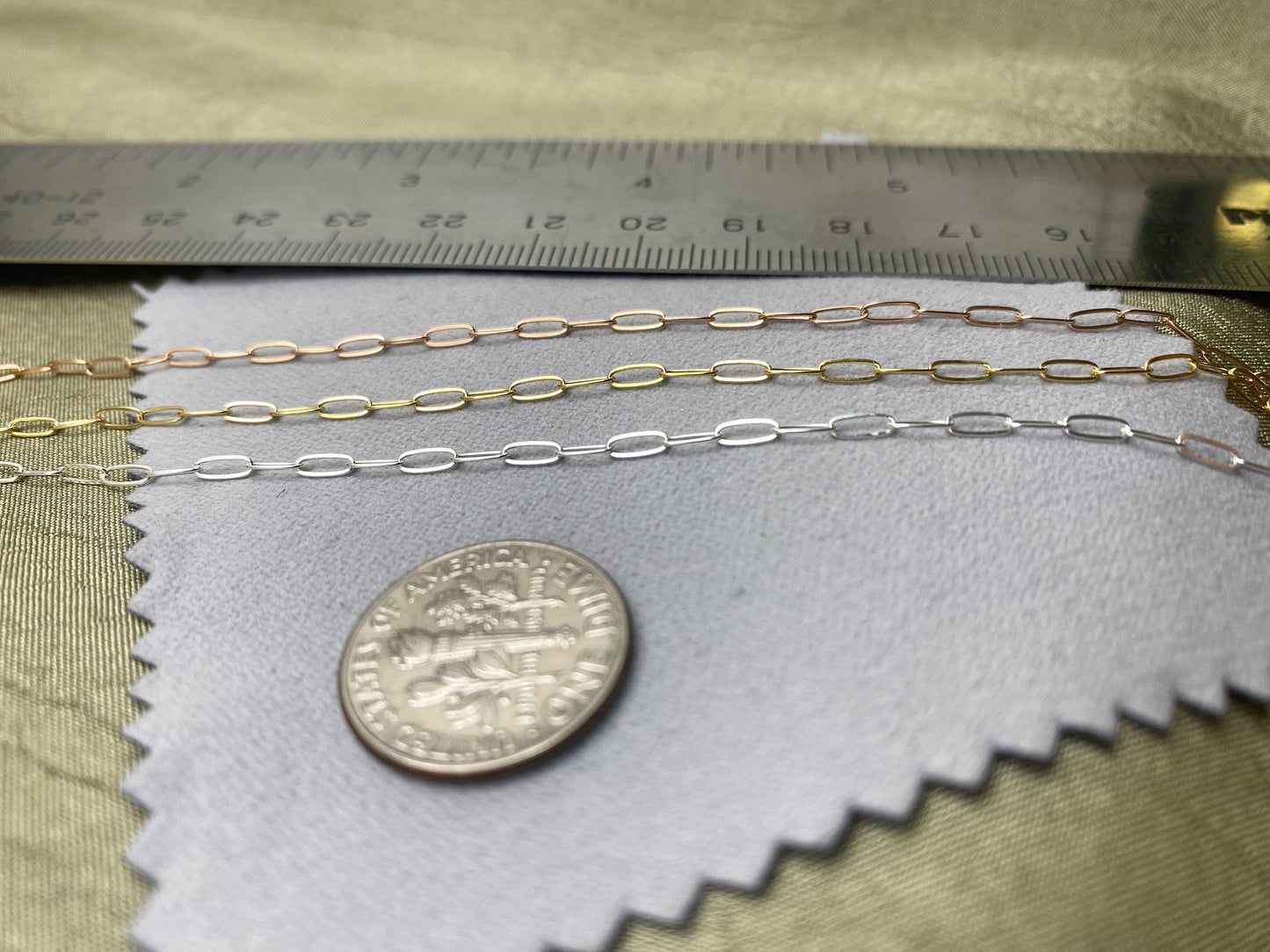 Little Paperclip Chain 1.7x4.7mm - C9