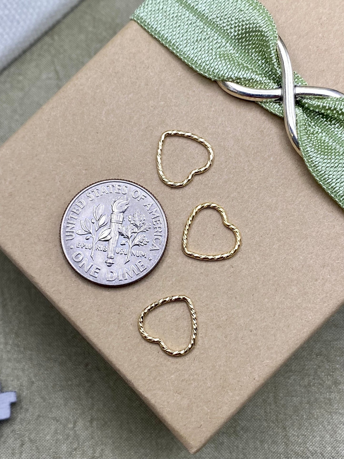 Sparkle Heart Connectors 10mm - 5 Pack - F2