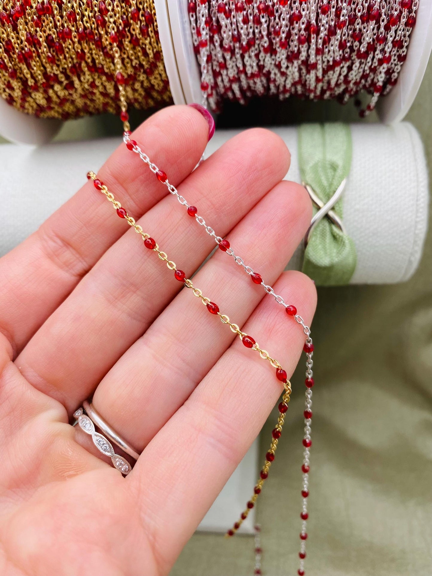 Red Enamel Chain - Dot Cable - E6