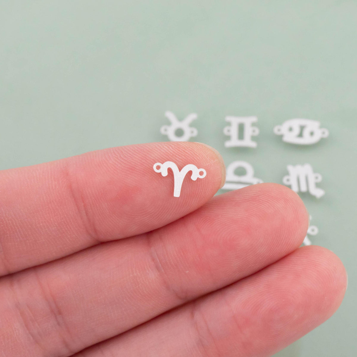 14KGF Zodiac Horoscope Connectors 6x8mm 14kt Gold Filled Zodiac Connectors Bracelet Letter Charm  Permanent Jewelry Supplies