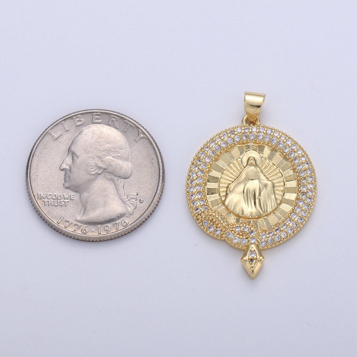 24K Gold Filled Our Lady of Guadalupe Virgin Mary Round Circle Delicate Micro Pve Charm Necklace for Religious Jewelry Pendant I-645