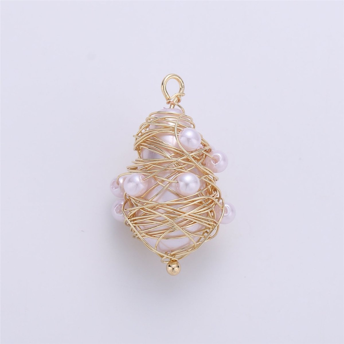 Faux Pearls in Hand Wired Ornament E-501