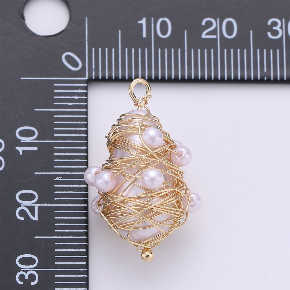 Faux Pearls in Hand Wired Ornament E-501