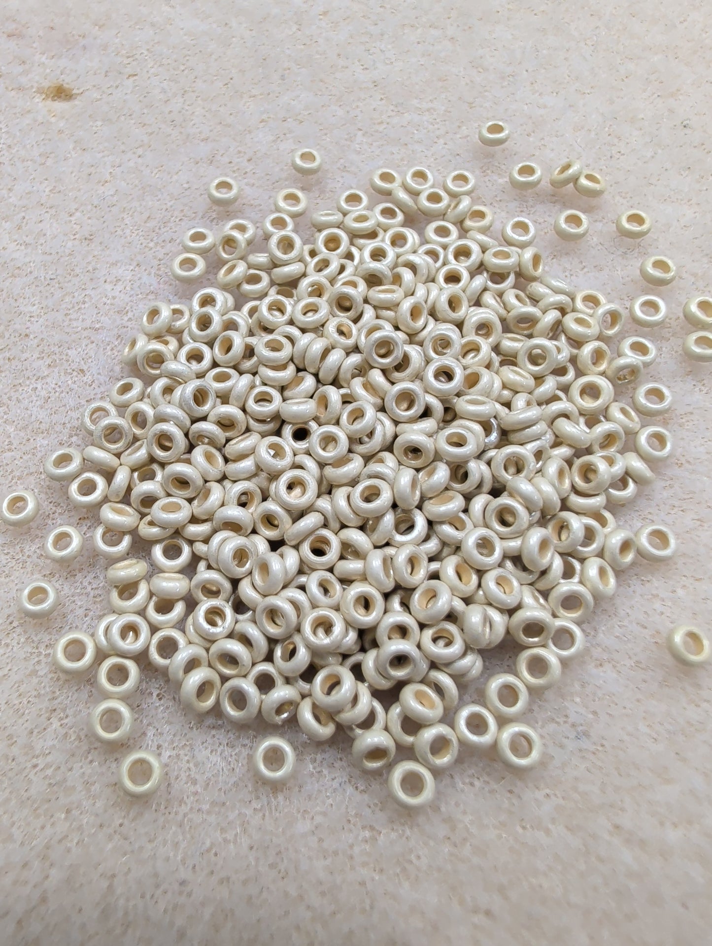 Demi Round, Size 8