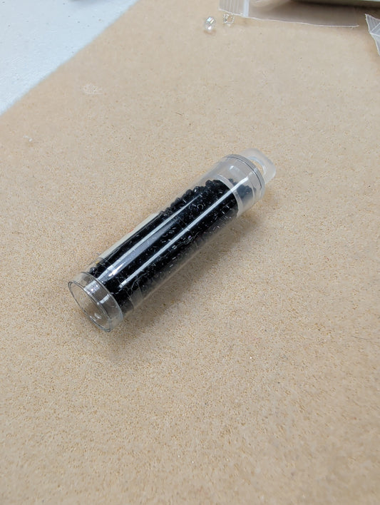 DB0010