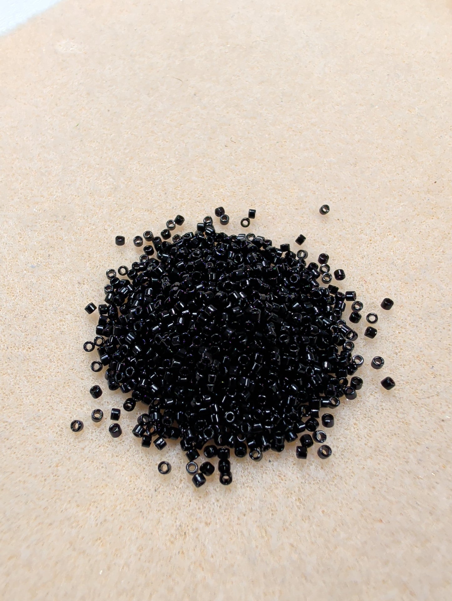 DB0010