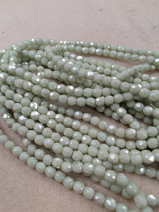 Fire Polish, Round, Laurel Green, 4mm