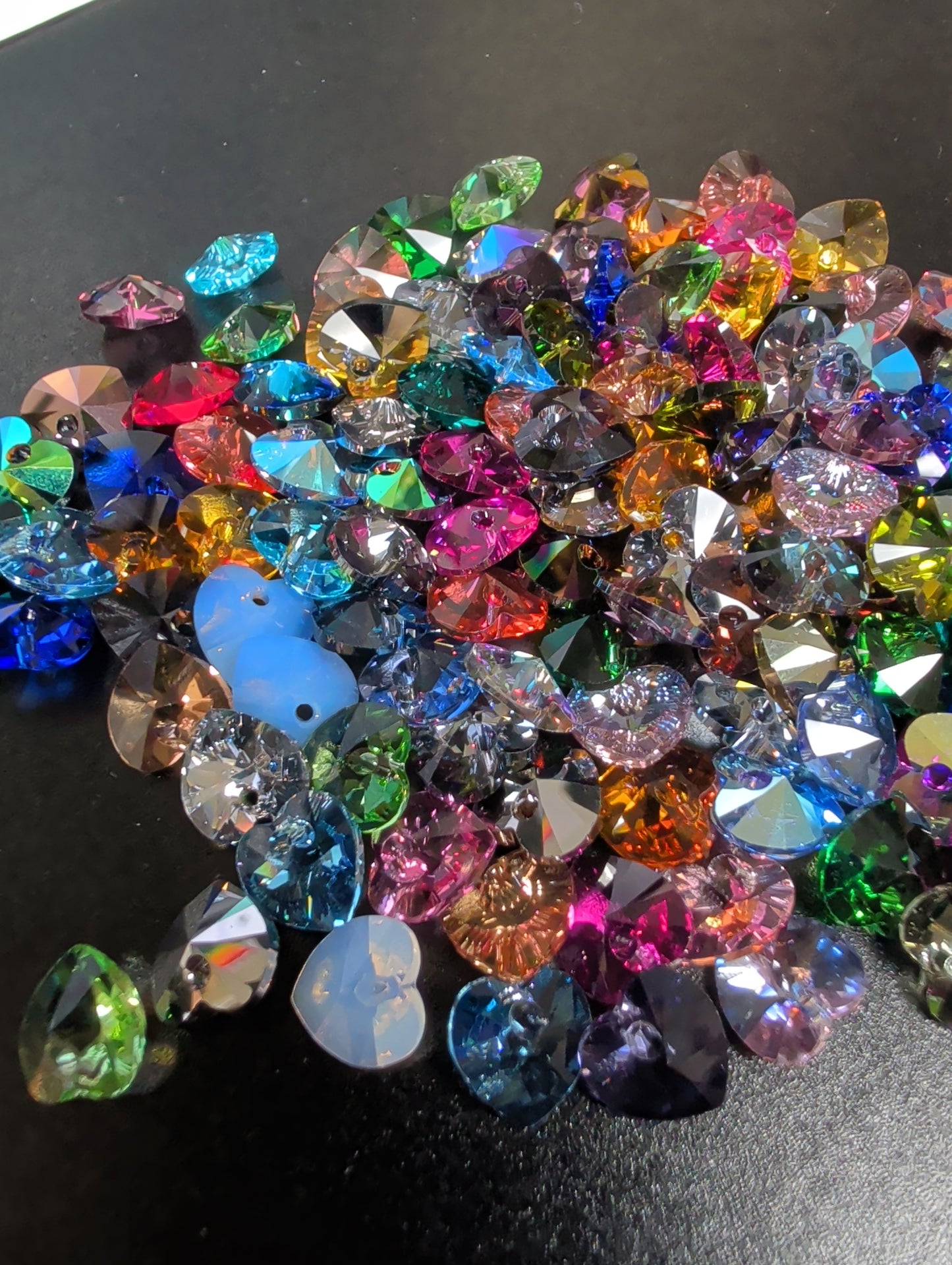 10.3x10mm Swarovski Hear Crystals