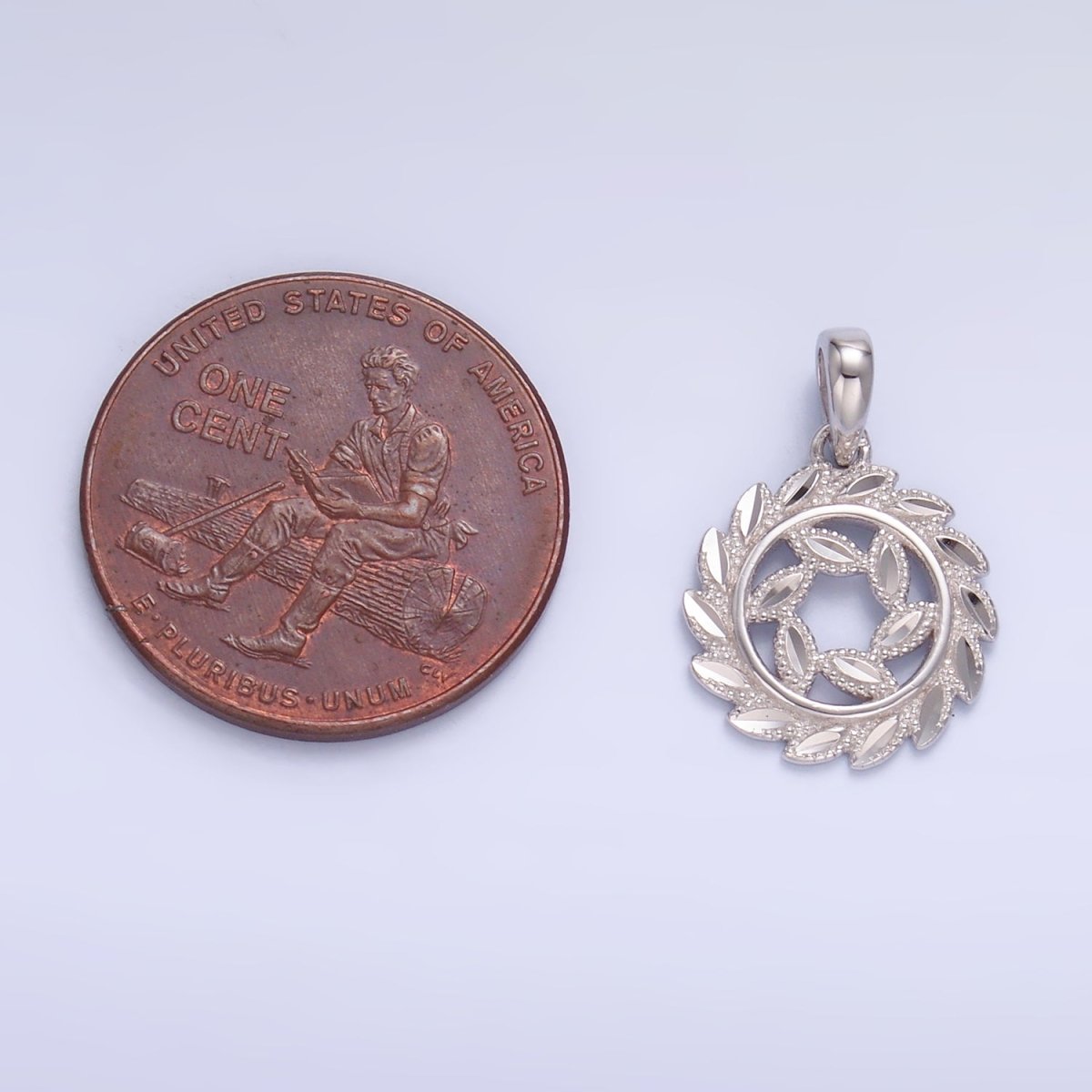 S925 Sterling Silver Open Nature Leaf Circular Geometric Pendant | SL-603